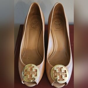 Size 7 Tory Burch Wedges.